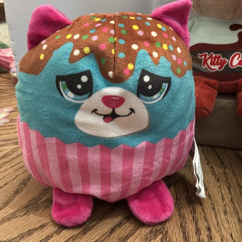 2 Misfittens Funko Paka Paka‎ Soda Kats Kitty Cola 7-inch plush
